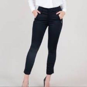 Level 99 Francis Lacey black pants, skinny ankle, size 25